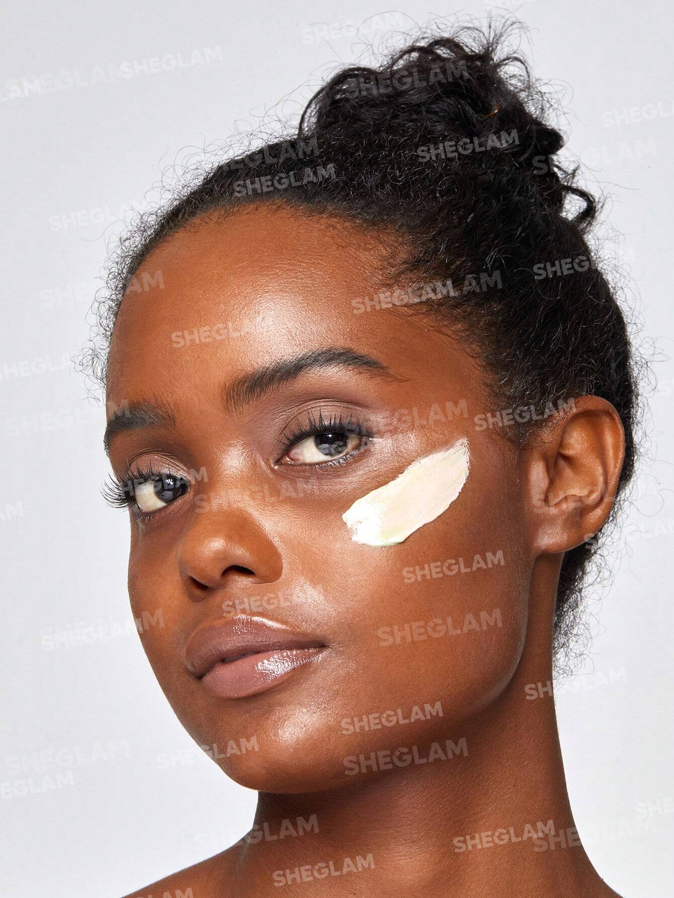 1693453942d76c0a794f5e597fd29b59671a39f546_wk_sheglam