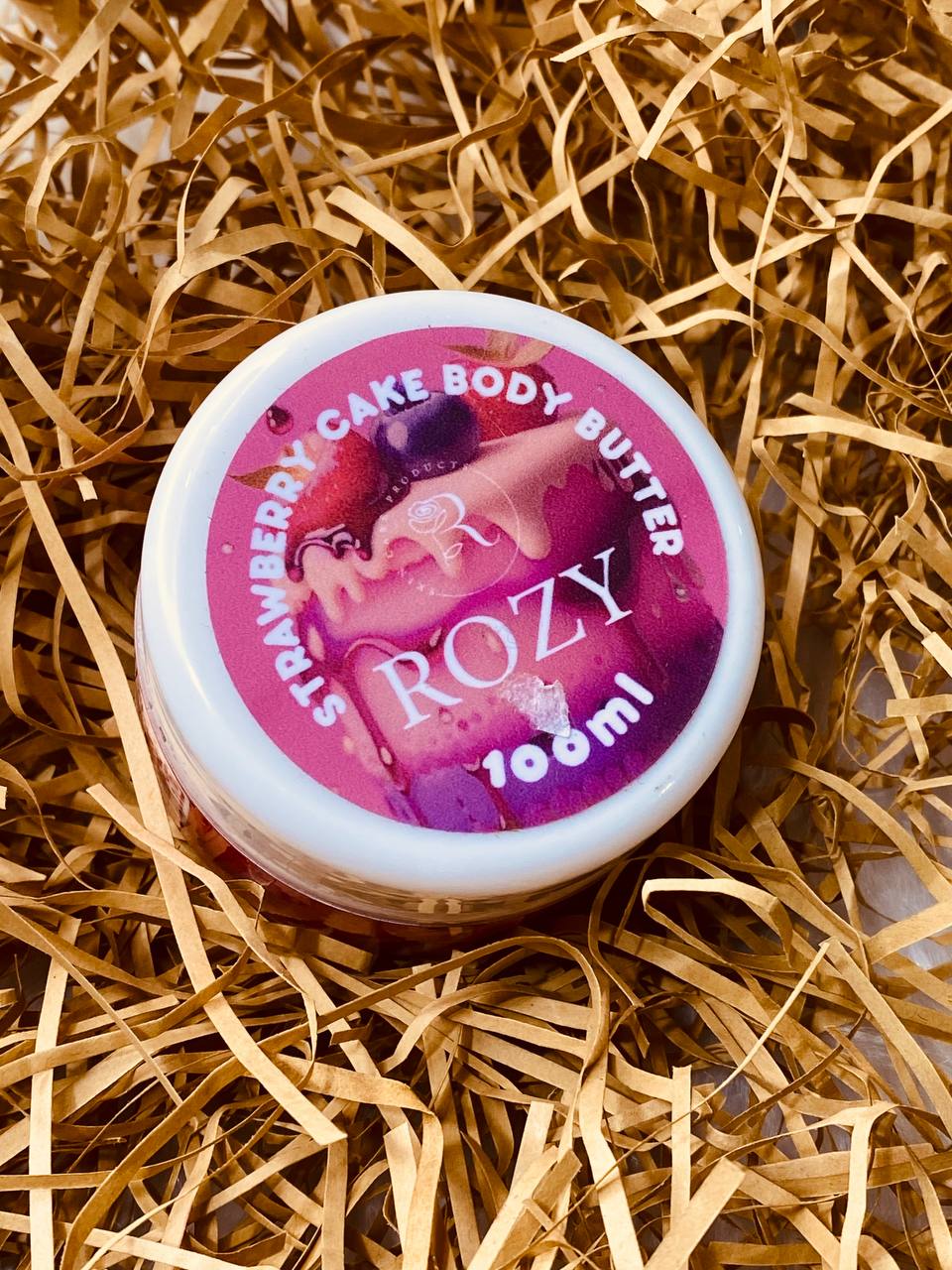 Rozy body butter Strawberry cake Rozy body butter Strawberry cake